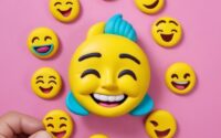 Emoticon Aesthetic Untuk Story Whatsapp Yang Menarik