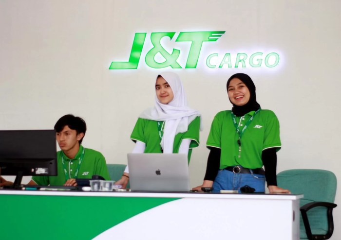 Cara Menghindari Penipuan Saat Menggunakan Jasa J&T Cargo